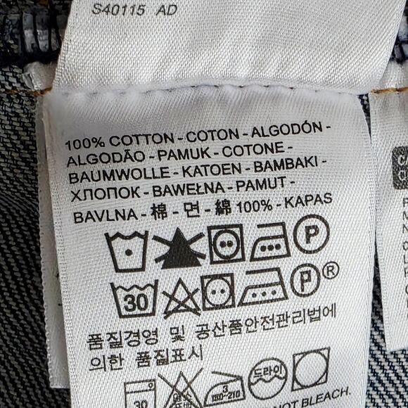 Levi's Woman's Premium Medium Wash Oversized Denim Trucker Jacket Size Small - Picture 5 of 7